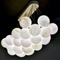 Suspension personnalisée en albâtre en forme de bulle, luminaire créatif en marbre, globe décoratif, pour salon, en laiton, LED, hauteur réglable