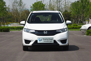 Honda Fit 1.5L LX CVT Voiture d'occasion, berline compacte à faible consommation de carburant, véhicule essence fiable I-VTEC Honda Jazz <span class=keywords><strong>Espace</strong></span> de chargement spacieux - Product Image 2