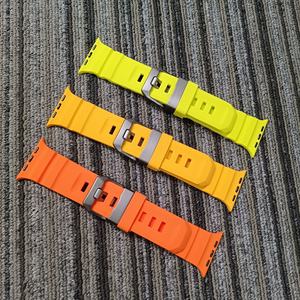 Montre CHARM avec boucle ardillon, bracelet en silicone souple respirant orange et blanc, 49 mm, style sportif pour homme, Wild <span class=keywords><strong>Trail</strong></span> - Product Image 4