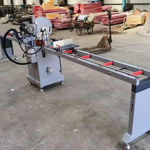 Scie à découper les profilés en aluminium robuste à tête unique avec lame de 350 mm pour profilés de 100x100 mm et système d'alimentation de 4 mètres - Product Image 3