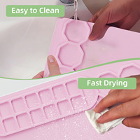 Tapis de dessin portable personnalisé en silicone pour enfants, solide et imperméable avec gobelet de nettoyage amovible pour la peinture et les activités artistiques
