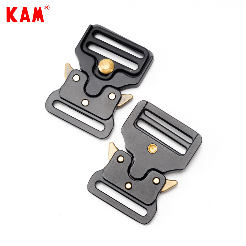 Сделанная на заказ металлическая изогнутая боковая быстросъемная черная металлическая пряжка для ошейников и сумок для собак