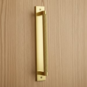 Poignée de tirage moderne de luxe Doorshine en laiton massif moleté de 6 à 10 pouces avec plaque de fixation pour armoires et placards - Product Image 2