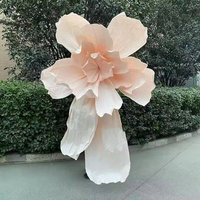 Grandes fleurs artificielles géantes faites à la main pour la décoration de scène de mariage, énormes fleurs en papier géantes