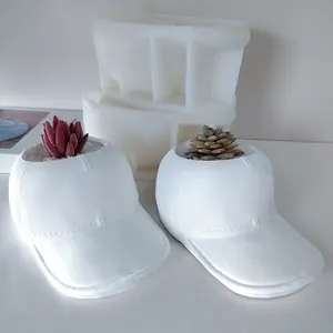 J10-191 नई डिजाइन राल शिल्प कास्टिंग टोपी फूल पॉट मोल्ड क्लासिक जैज़ टोपी वाइड ब्रिम पनामा टोपी सीमेंट फूल पॉट सिलिकॉन मोल्ड