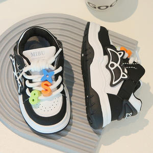 Chaussures de sport pour enfants Garçons et filles Chaudes Écologiques Respirantes Antidérapantes Semelle souple Tige en tissu extensible - Product Image 4