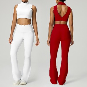 YIYI Set Sportivo da Donna 8 Pezzi ad Asciugatura Rapida con Reggiseno Floreale e Leggings Yoga a Vita Alta con Imbottitura Rimovibile - Product Image 3