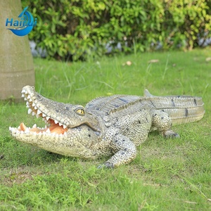 ประติมากรรมรูปจระเข้ขนาดเท่าของจริงสำหรับตกแต่งสวนภายนอกอาคาร ทำจากแก้วและเหล็ก - Product Image 4