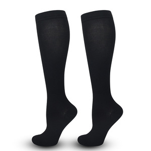 3 Paires/Sac Chaussettes de <span class=keywords><strong>compression</strong></span> athlétiques anti-varices pour hommes et femmes Chaussettes élastiques de soutien du <span class=keywords><strong>mollet</strong></span> Sehe Fashion - Product Image 6
