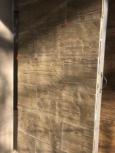 Suelo de porcelana antideslizante resistente al ácido, aspecto de madera falsa, de arcilla modificada, para fachada de azulejos flexibles - Product Image 5