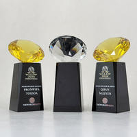 Plaque en verre personnalisée avec base en cristal noir imprimée UV, trophée en cristal transparent jaune, trophée en cristal diamant