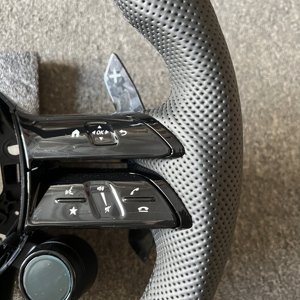 Volante de Cuero y Fibra de Carbono con LED y Botón OLED para <span class=keywords><strong>Mercedes</strong></span> <span class=keywords><strong>Benz</strong></span> <span class=keywords><strong>AMG</strong></span> G63 W212 W222 W213 W205 W211 W204 CLA <span class=keywords><strong>CLS</strong></span> SL500 - Product Image 4