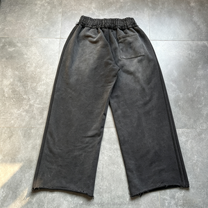Pantaloni da Jogging Larghi da Uomo in Cotone 100% con Stampa Leopardata e Strisce Laterali, Stile Streetwear Personalizzato - Product Image 2