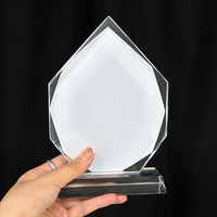 Nouvelle conception de trophée en cristal sublimé avec base transparente MH-J0284