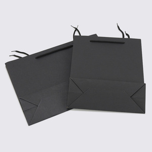 Màu sắc tùy chỉnh Lấy đi Túi giấy có thể tái chế mua sắm túi giấy có tay cầm ruy băng cho món quà cưới dày túi giấy chất lượng cao - Product Image 5