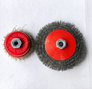 Brosse circulaire en fil d'acier poli gaufré pour machines à poncer à essence - Product Image 1