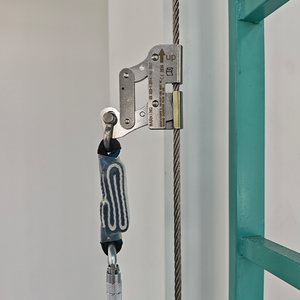 Dispositivo di Protezione Anticaduta Premium con Linea di Vita Verticale ad Alta Resistenza per <span class=keywords><strong>Sicurezza</strong></span> Industriale e Edilizia - Product Image 2