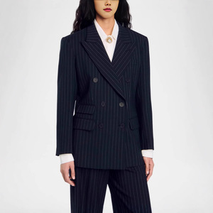 2025 primavera autunno nuovo stile giacca da <span class=keywords><strong>donna</strong></span> <span class=keywords><strong>a</strong></span> doppio petto <span class=keywords><strong>a</strong></span> <span class=keywords><strong>righe</strong></span> <span class=keywords><strong>a</strong></span> doppio petto alla moda giacca normale per il pendolarismo in ufficio - Product Image 3