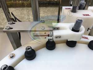 Máquina de llenado, tapado y etiquetado de gran venta 2026 para botellas pulverizadoras de 30ml y 120ml para bebidas y productos químicos, con motorreductor y PLC - Product Image 3