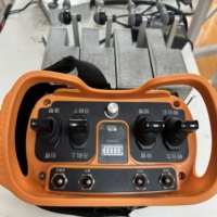 Télécommande sans fil à 4 joysticks pour grue avec alimentation 12V 24V et numéros de joysticks personnalisés