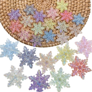 Cuentas de acrílico transparentes con recubrimiento UV de 45 mm y 30 mm, con orificio para colgar, diseño de copo de nieve - Product Image 5