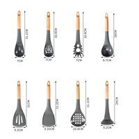 8 Pcs Cuillères en bois de hêtre Ustensiles de cuisine en nylon doux au toucher Accessoires de cuisine essentiels