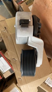 Pièces de machines industrielles compatibles avec la marque LGMC, tendeur de courroie SP240995 pour ensemble complet de pièces de machines de construction - Product Image 3
