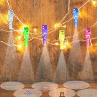 24 lumières à doigts pour fête d'anniversaire, 8 modèles de lumières à doigts lumineuses pour les fêtes d'anniversaire des enfants