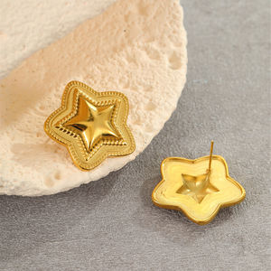 2025 nouveau plaqué or étoile pentagramme boucles d'oreilles femmes mode bijoux minimaliste en acier inoxydable PVD boucles d'oreilles pour le quotidien - Product Image 4