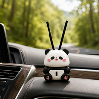 Bouteille de parfum pour voiture en verre en forme de panda mignon de 6,5 ml, diffuseur d'air suspendu, bouteille d'ornement de voiture en forme d'animal