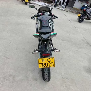 <span class=keywords><strong>Aprilia</strong></span> 150 Moto Sportiva Usata a Benzina con Motore Brushless - Product Image 4