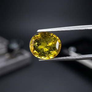 Saphir Jaune Naturel de 3,12 Ct, Coupe Ovale, Pierre Précieuse Non Montée, Origine Bangkok, Certifié GIA, pour Bijoux Fins Personnalisés - Product Image 1
