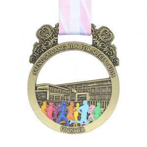 Médaille de course de sport marathon en métal 3D de couleur personnalisée en usine - Product Image 3