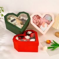 Caja de Regalo Grande en Forma de Corazón con Ventana, Personalizable con Impresión, Hecha con Materiales Reciclados, Acabado Mate, Venta al Por Mayor