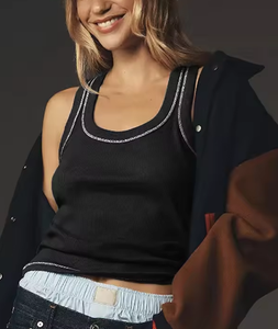 Débardeur à surpiqûres TPU personnalisé pour femmes Débardeur sans manches ajusté en tricot côtelé Gilet aux couleurs contrastées Hauts pour femmes - Product Image 4
