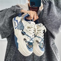Baskets décontractées et tendance pour hommes, nouvelle collection été 2026, respirantes, en maille, design original, semelle épaisse, blanches, à lacets