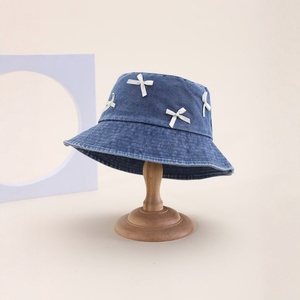 หมวกบักเก็ตยีนส์ปักลายโบว์ 3 มิติ สไตล์เกาหลี รุ่นใหม่ สำหรับผู้หญิง ฤดูใบไม้ผลิ ฤดูร้อน ป้องกันแสงแดด น่ารัก - Product Image 5