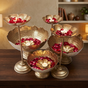 Ensemble de bols Taj en or martelé, porte-bougie en forme de pétale de fleur, fait main, décoration de mariage, décoration de la maison, centre de table - Product Image 1
