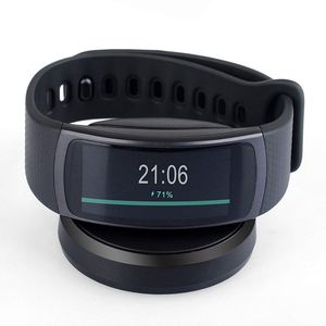 Base de chargement magnétique en plastique pour montre connectée <span class=keywords><strong>Gear</strong></span> <span class=keywords><strong>Fit</strong></span> <span class=keywords><strong>2</strong></span> <span class=keywords><strong>SM</strong></span>-<span class=keywords><strong>R360</strong></span> - Product Image 3