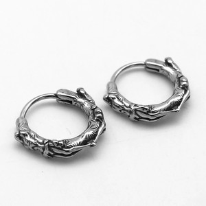 Pendientes de Aro con Diseño de Esqueleto, Unisex, Estilo Gótico, Acero Inoxidable 316, Titanio, Fácil de Quitar, Marca Yunnique - Product Image 5