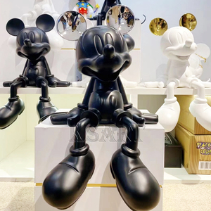 Escultura Personalizada <span class=keywords><strong>Pop</strong></span> Art Resina Escultura Graffiti Fibra <span class=keywords><strong>de</strong></span> vidrio <span class=keywords><strong>Mickey</strong></span> Dibujos Animados Ratón Escultura Decoración del hogar Sentado Estilo Oro - Product Image 1
