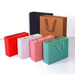 Bolsas de Papel Kraft de Color Sólido Personalizadas y Portátiles para Velas con Impresión Digital - Product Image 1