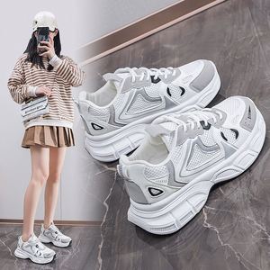 Zapatillas Deportivas de Plataforma Estilo Coreano para Mujer, con Diseño de Malla Blanca y Gris, para Otoño, para Amantes del Streetwear - Product Image 1