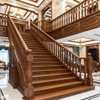 Escaliers en colimaçon droits d'intérieur en bois de chêne flottant pour appartements et villas de conception moderne et durable des États-Unis