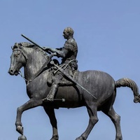 Sculpture de chevalier médiéval en bronze, taille personnalisée, pour jardin extérieur, impression numérique, couleurs personnalisées, finition polie, art sur mesure