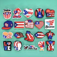 Vente en gros de breloques de chaussures en PVC drapeaux PR breloques de chaussures de Porto Rico pour adultes décorations de chaussures sabots