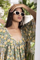 Gaun Boho V-Neck Hijau Lime dan Kuning Bermotif dengan Panel Samping, Panjang Pendek, Gaya Kasual Modis untuk Wanita, Pakaian Musim Panas
