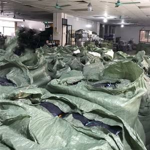 Vente en gros de nouveaux vêtements pour femmes, vêtements divers, vêtements pour femmes au design tendance, stock de vêtements pour femmes - Product Image 2