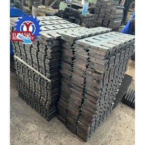 <span class=keywords><strong>Couteaux</strong></span> à ordures eurasiens Lames de déchets en plastique Rouleau de coupe Broyeur de pneus Machine de concassage Métal Petit déchet Pneu Broyeur en laiton - Product Image 6