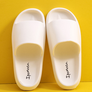 Chaussons en EVA personnalisés pour femmes Sandales antidérapantes d'intérieur Cadeau publicitaire pour femmes Chaussons Chaussures avec oreiller Logo personnalisé - Product Image 1